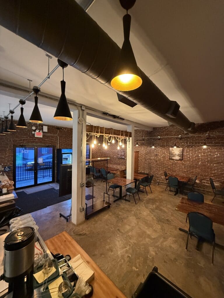 W_Donuts-Lancaster-East-Walnut-Street-8452